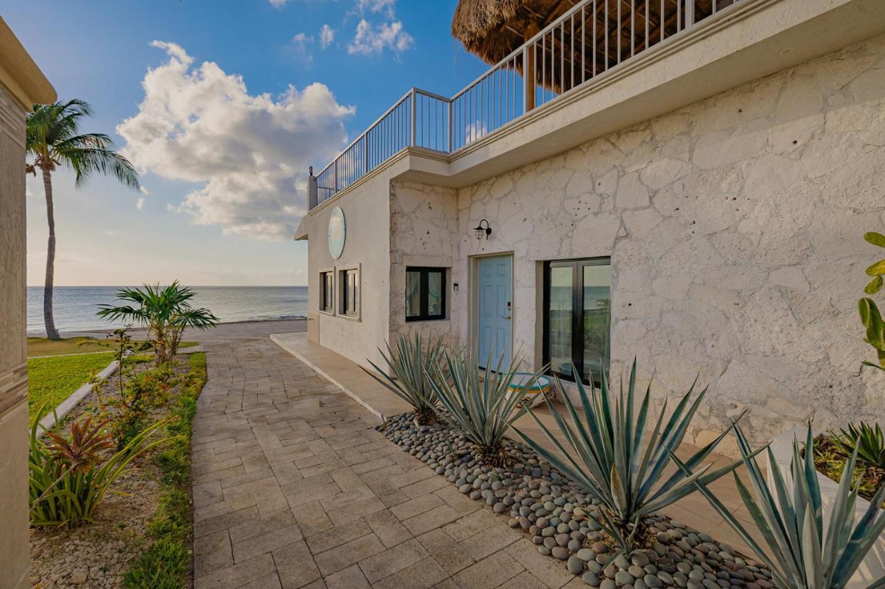 The Queen Of Cozumel Beach House -Luxury Beachfront Villa- Million Dollars View المظهر الخارجي الصورة